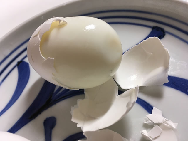 ゆで卵メーカー穴あけ器作り方